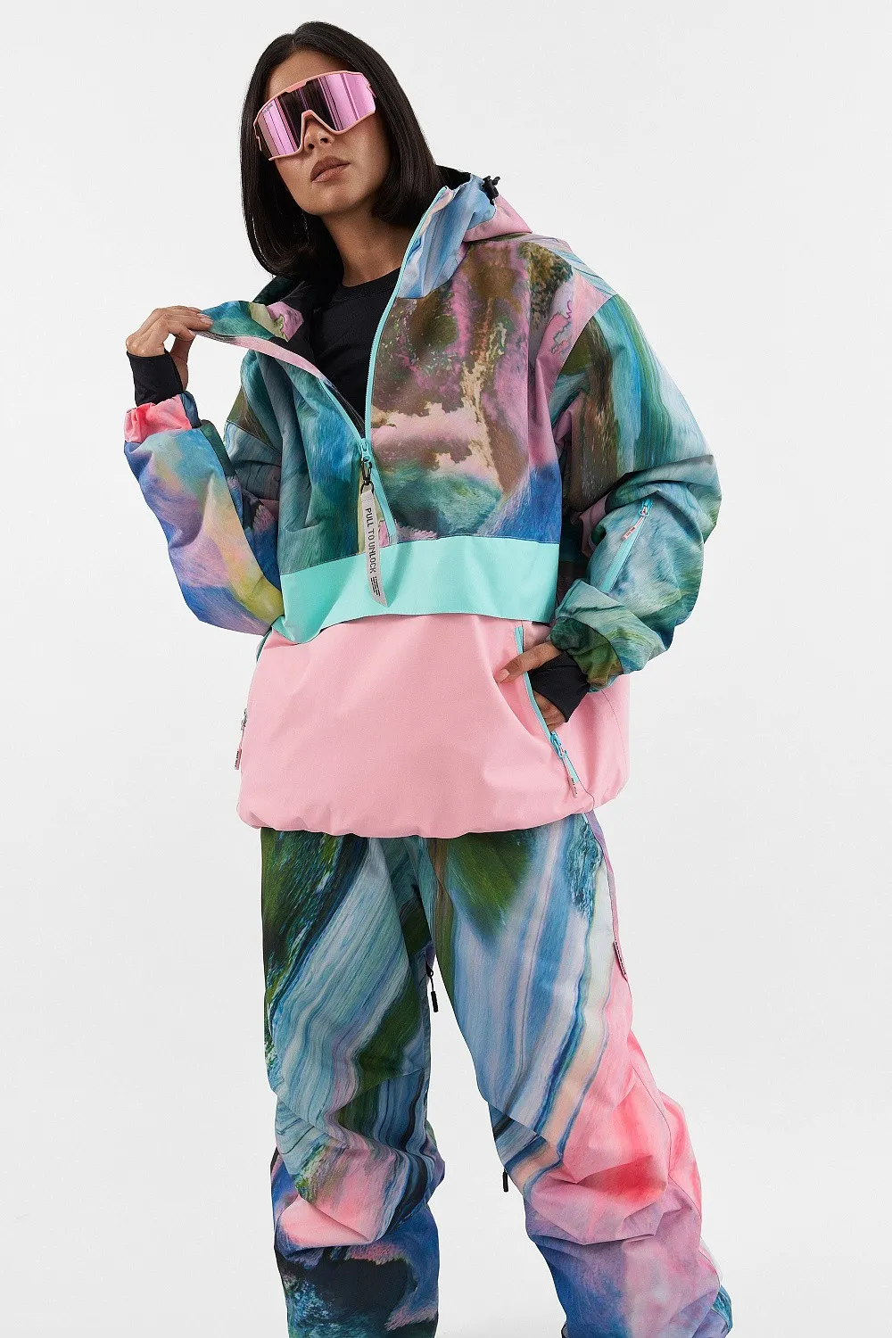 Костюм COLORS