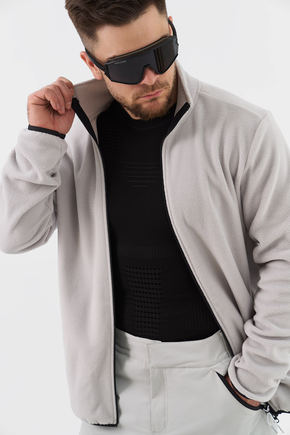 Джемпер на молнии