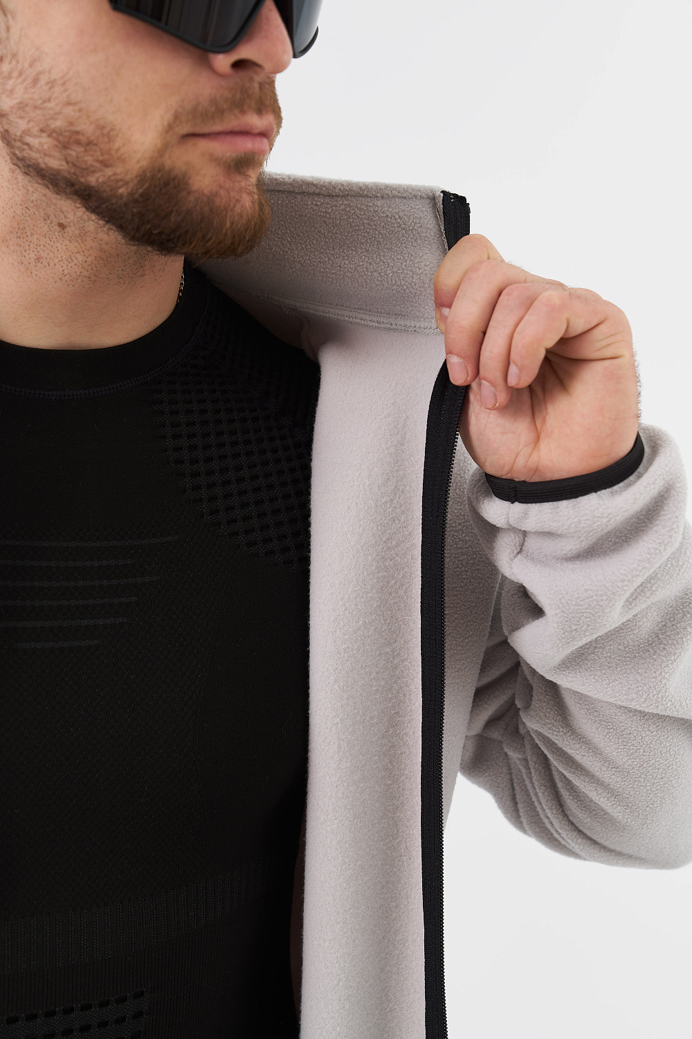 Джемпер на молнии