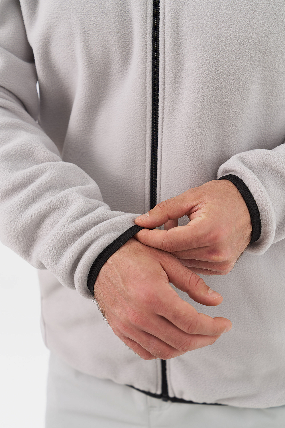 Джемпер на молнии