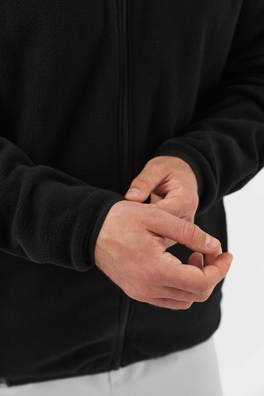 Джемпер на молнии