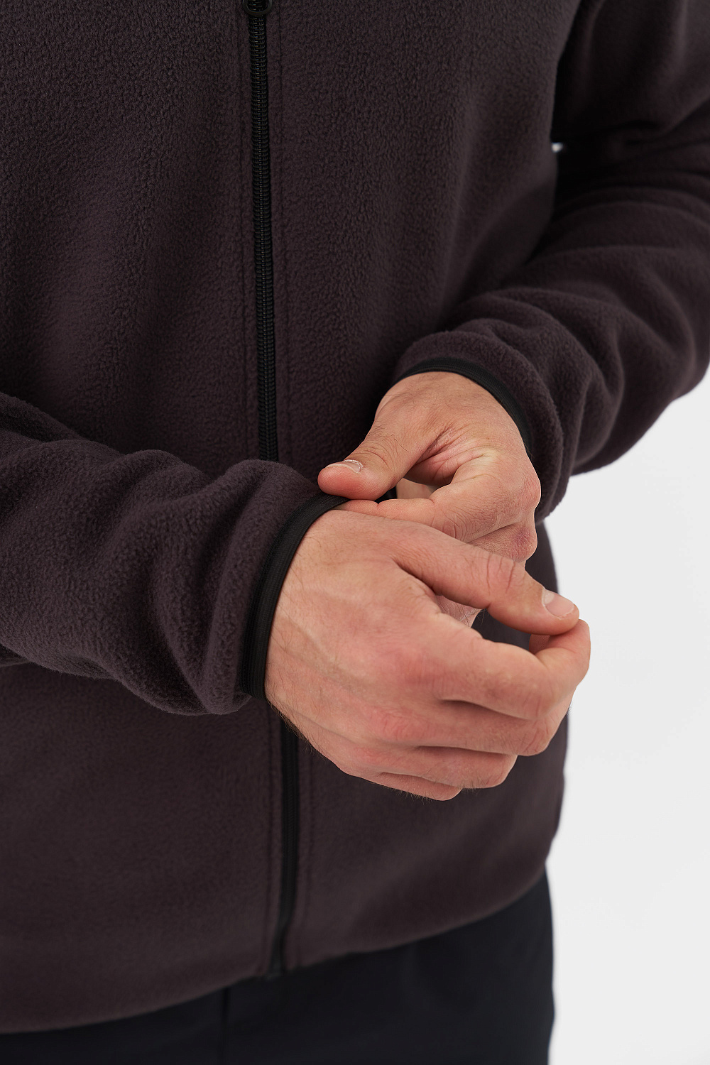 Джемпер на молнии